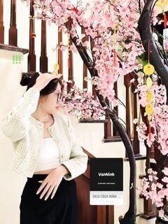 Nyc H.Giang nứng lồn móc trên xe khách