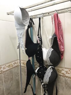 con bạn cùng lớp =))