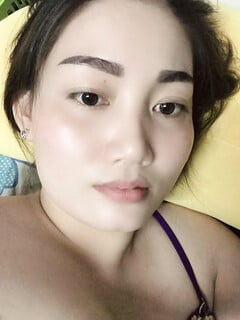 Em thiếu tình