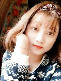 2 con đĩ mới vô nghề