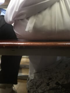 Chụp lén đít em hs cấp 3 áo dài