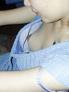 Chụp lén vú gái