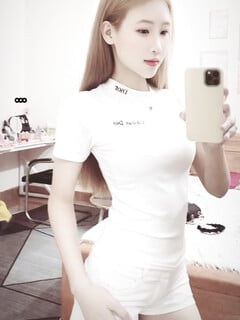 Lột đồ gái xinh 3