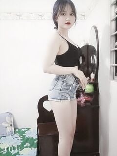 đứng đợi các a