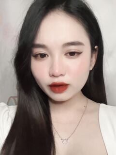 E nứng
